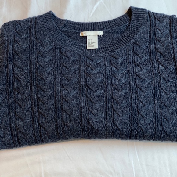 H&M women’s thick sweater - Picture 6 of 6